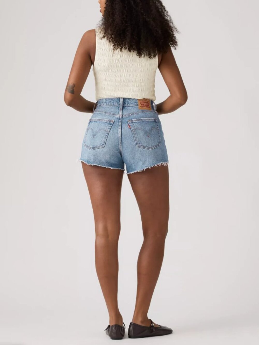 501 Curve Shorts - Picture 3 of 4